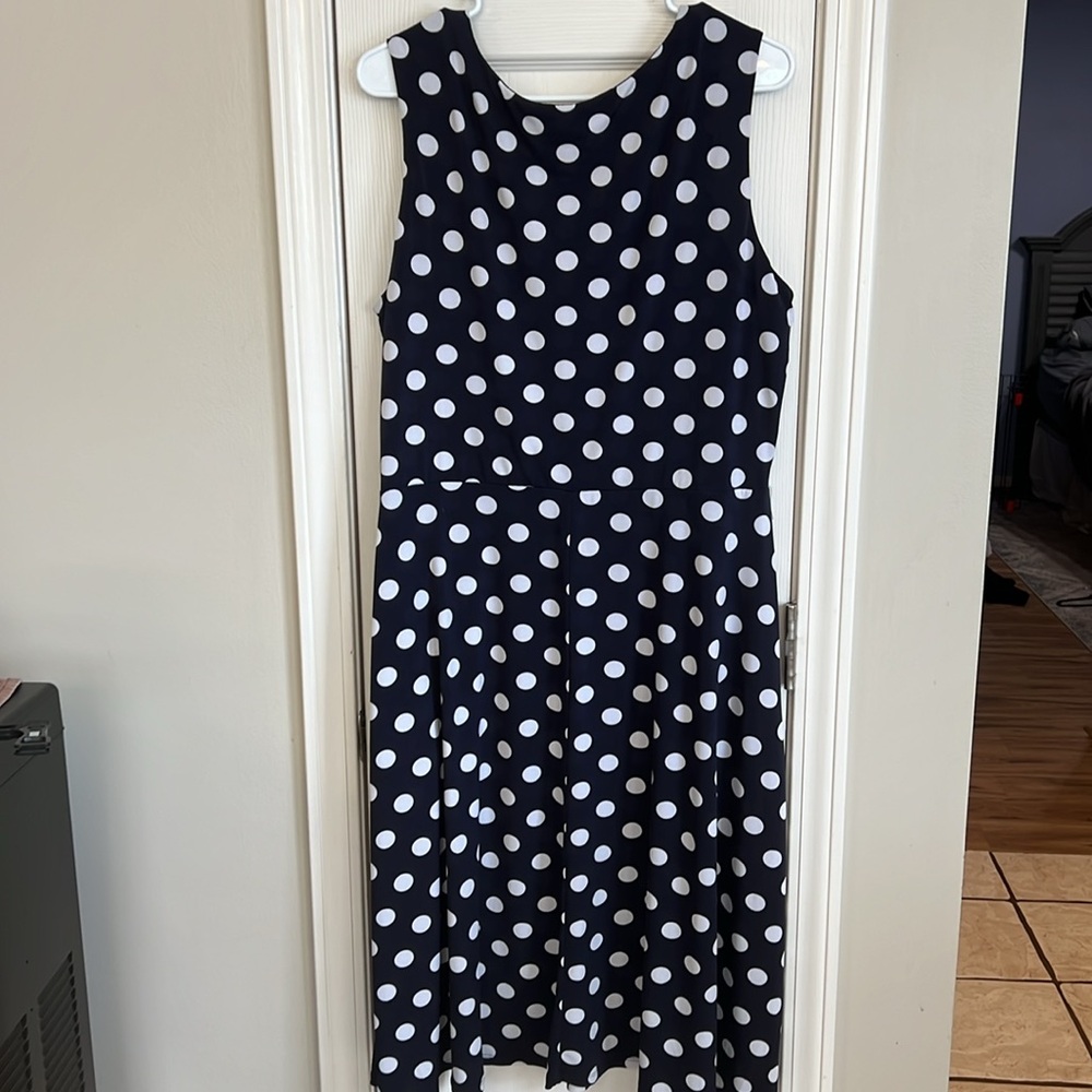 RN Studio Polka Dot Sleeveless Cross-over Dress - Picture 4 of 6